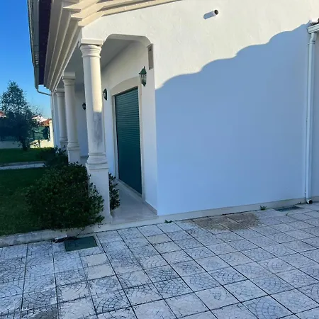 Peaceful Retreat Leiria بيت للعطل